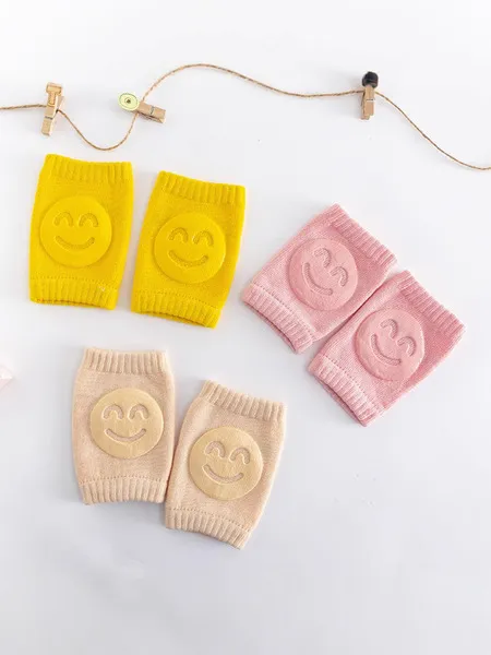 1%20Pair%20Baby%20Knee%20Pads%20%E2%80%93%20Breathable%20Anti-Slip%20Crawling%20Knee%20Protector%20%7C%20Elastic%20Baby%20Knee%20Guard%20Socks%20for%20Toddler%20Crawling%20&%20Walking%20Support%20-%20Image%204