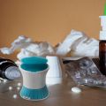 2X Pill Crusher Cutter Splitter Grinder - [3 in 1] - Pill Crusher Pulverizer - Tablet Cutter with Small Pill Box. 