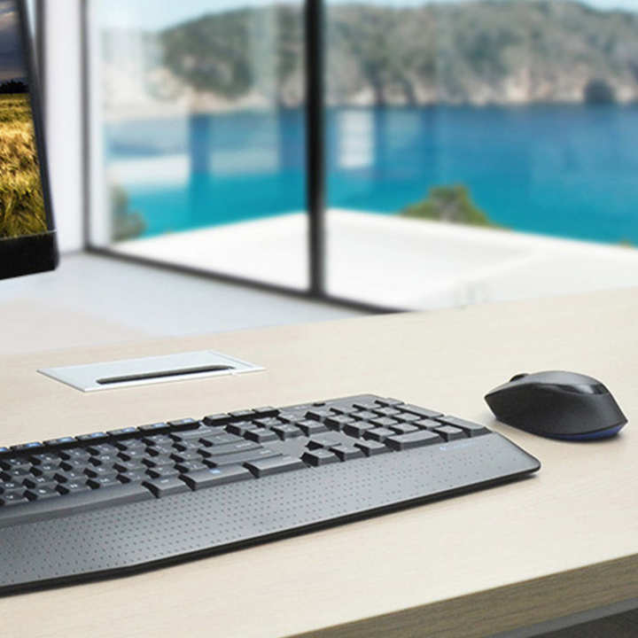Logitech%20MK345%20Wireless%20Combo,%20Full-Sized%20Keyboard%20with%20Palm%20Rest%20and%20Comfortable%20Right-Handed%20Mouse%20-%20Image%204