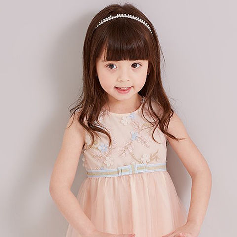 Children's%20Wig%20Female%20Long%20Curly%20Hair%20Cute%20Princess%20Straight%20Bangs%20Long%20Hair%20Little%20Girl%20Realistic%20Full-Head%20Wig%20Girl%20Wig%20Sheath%20-%20Image%203