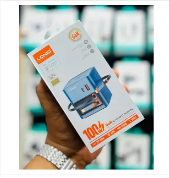 LDNIO%20Q16%20100W%20GaN%20Desktop%20Charger%204-Port%20with%20USB-C%20Retractable%20Cable%20-%20Image%202
