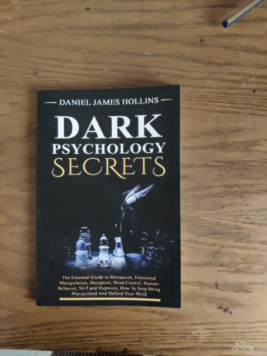 Dark%20Psychology%20Secret%20by%20Daniel%20James%20Hollins%20-%20%20Premium%20-%20Paperback%20-%20Image%204