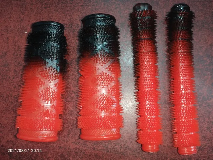4%20Pcs%20Bicycle%20Soft%20Bubber%20Handlebar%20Grips%20-%20Black&Red%20-%20Image%204