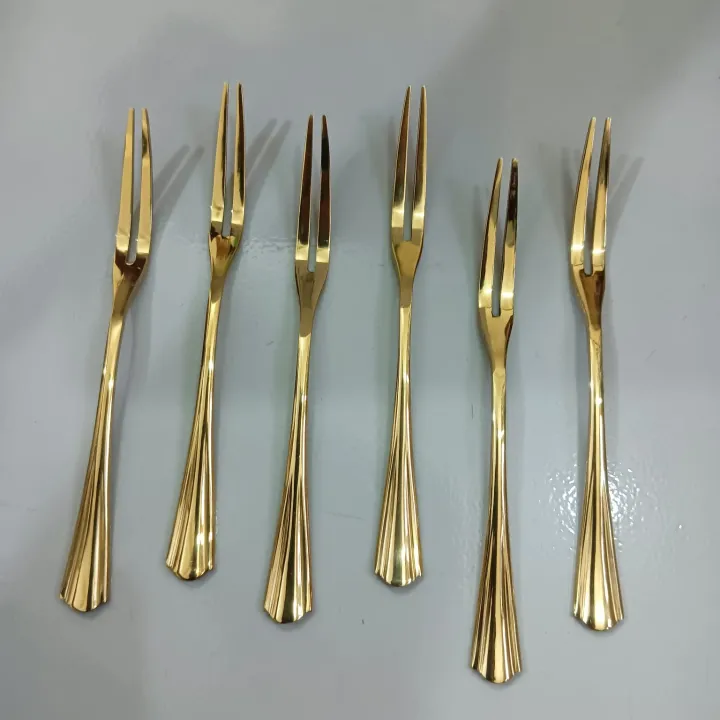 6%20pcs%20golden%20colour%20Stainless%20Steel%20Dessert%20Cake%20Western%20Fork%20Small%20Fruit%20Fork%20Stainless%20Steel%20Moon%20Cake%20Fork%20Set%20For%20Restaurant%20-%20Image%205