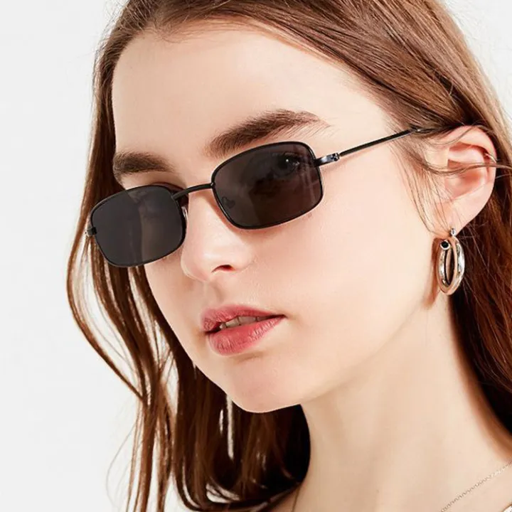New%202024%20Korean%20Small%20Metal%20Square%20Frame%20Sunglasses%20for%20Male%20Accessories%20-%20Image%204