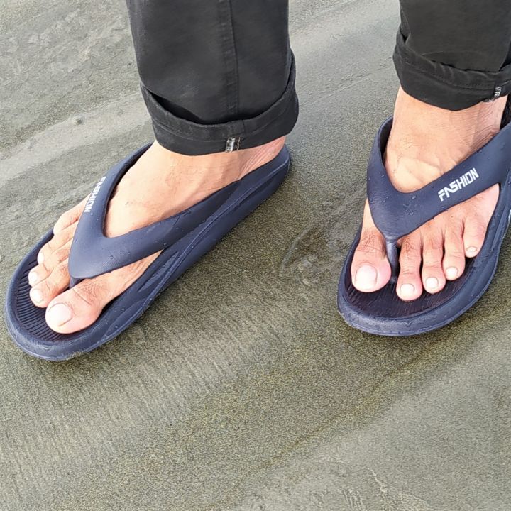 Comfortable Slide Slipper sandal for Men & women. Waterproof & gorgeous design Slipper sandal.