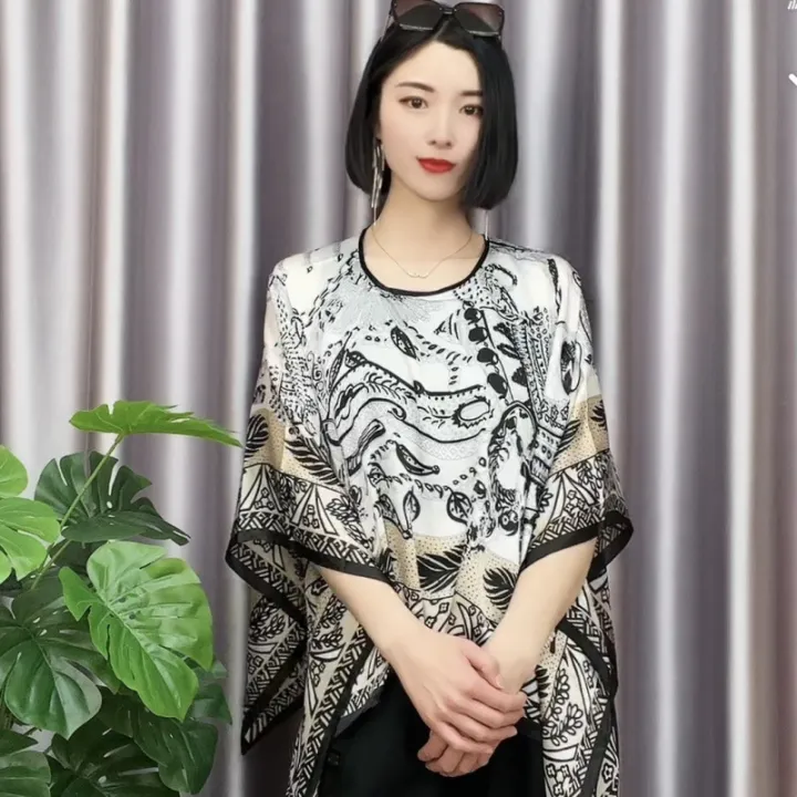 Douyin%20Kuaishou%20has%20the%20same%20thin%20pullover%20shawl%20for%20women%20in%20summer%20with%20skirts,%20and%20versatile%20cape%20pullovers%20can%20be%20distributed%20by%20women%20-%20Image%208