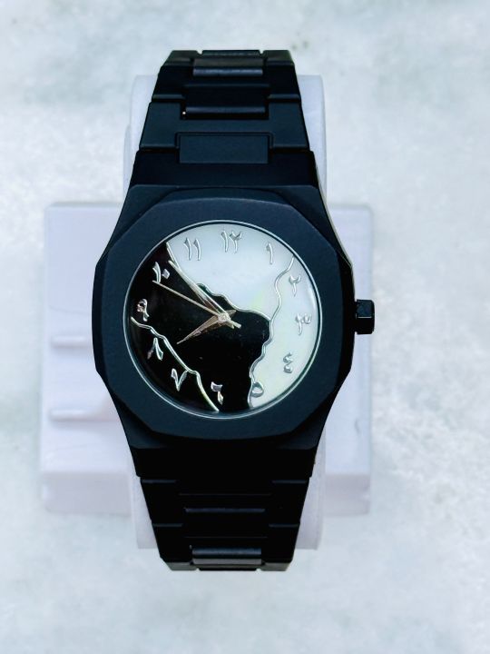 Aura%20Arabic%20Watch%20for%20Men%20%E2%80%93%20Black%20Quartz%20Wrist%20Watch%20%7C%20Matte%20Black%20Octagonal%20Design%20%7C%20Premium%20Metal%20Strap%20%7C%20Includes%20Gift%20Box%20-%20Image%206