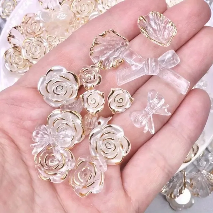 Transparent%20Gold%20Border%20Flower%20Baroque%20Accessories%20Mixed%20Random%20Style%20Cream%20Glue%20Phone%20Case%20Hair%20Clip%20Nail%20DIY%20Resin%20Accessories%20-%20Image%204
