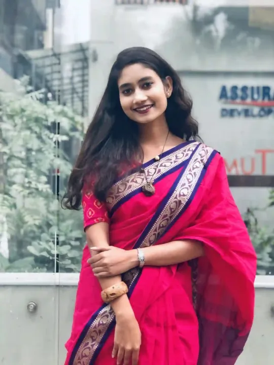 Traditional%20Tangail%20Cotton%20Mashlaish%20Saree%20With%20Blouse%20Piece%20by%20Ekush%20Shatak%20-%20Image%205