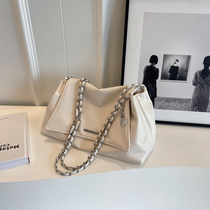 Casual%20soft%20face%20large%20capacity%20bag%20women's%202024%20new%20popular%20versatile%20chain%20crossbody%20bag%20silver%20shoulder%20bag%20-%20Image%207
