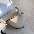 2023 Niche design polene Tonca ladies cowhide simple commuter all-match one-shoulder Messenger pea bag messenger bag.
