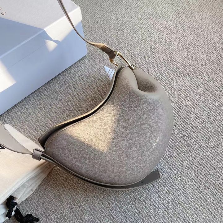 2023%20Niche%20design%20polene%20Tonca%20ladies%20cowhide%20simple%20commuter%20all-match%20one-shoulder%20Messenger%20pea%20bag%20messenger%20bag%20-%20Image%203