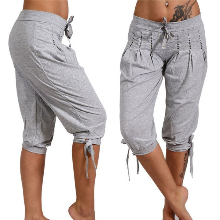 Plus%20Size%20Women's%20Sequined%20Pleated%20Drawstring%20Capri%20Pants%20-%20Image%203