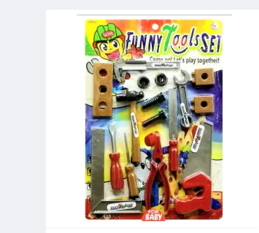 Kids%20Archery%20Bow%20And%20Arrow%20Toy%20Set%20With%20Three%20Suction%20Cup%20Arrows%20-%20Image%202