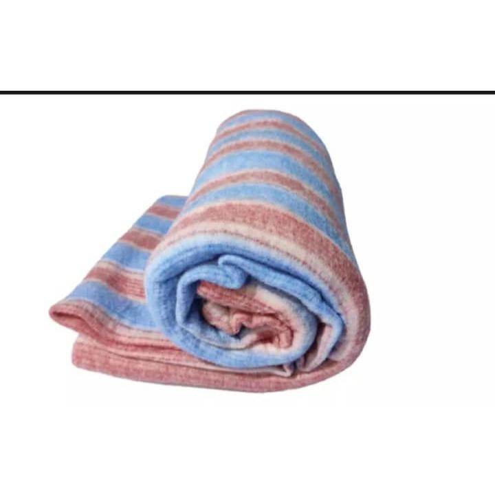 chinese ac colourfull blanket soft and comfortable cozy sleep in winter warmth