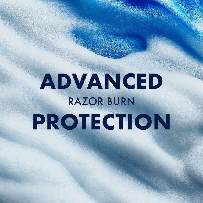 Gillette%20Fusion%205X%20Action%20Sensitive%20Men's%20Shaving%20Gel%20With%20Almond%20Oil%20200ml%20-%20Image%203