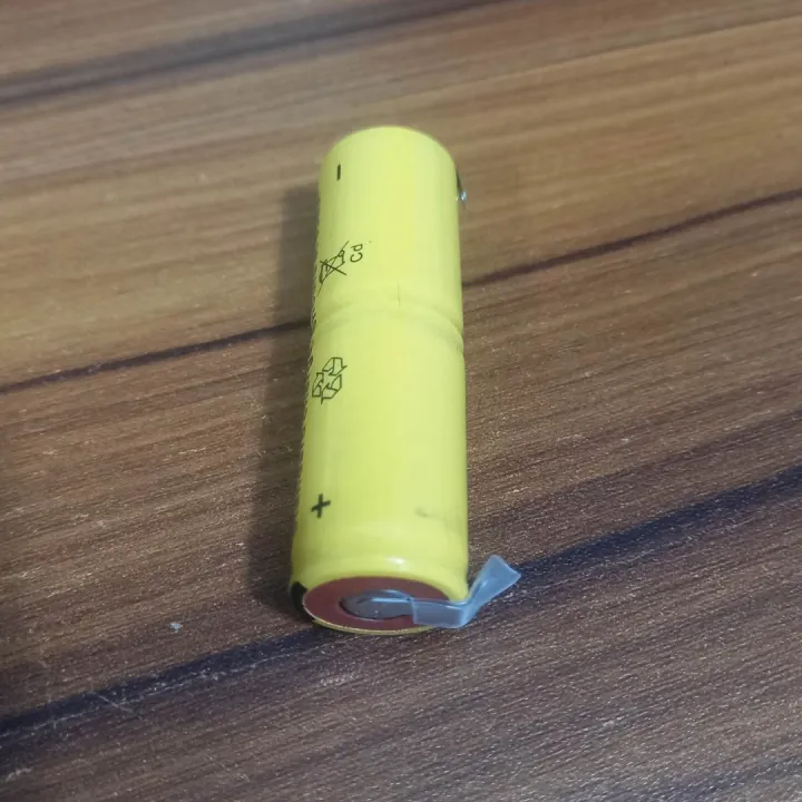2.4V%201/2A%20650mAh%20Battery%20BOTH%20SIDE%20STAPLING%202.4V%20650mAh%20Rechargeable%20Battery%201/2A%20Battery%202.4V%20Rechargeable%20Battery%202.4V%20Battery%20For%20Trimmer%20Battery%20Electric%20Clippers%20-%20Image%203