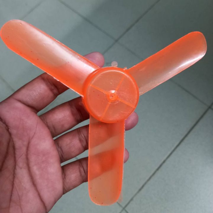 3%20Blade%20DC%20Motor%20Fan%20Propeller%20FAN%20Three%20Leaf%20Blade%20Diameter%20150mm%20Shaft%20Diameter%204mm%20Plastic%203%20Blade%20Wings%20Fan%20For%20DIY%20Making%20Mini%20DC%20Fan%20DIY%20Accessories%20-%20Image%205