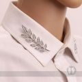 2023 Fashion Leaf Suit Collar Pin Brooch for Men and Women. 
