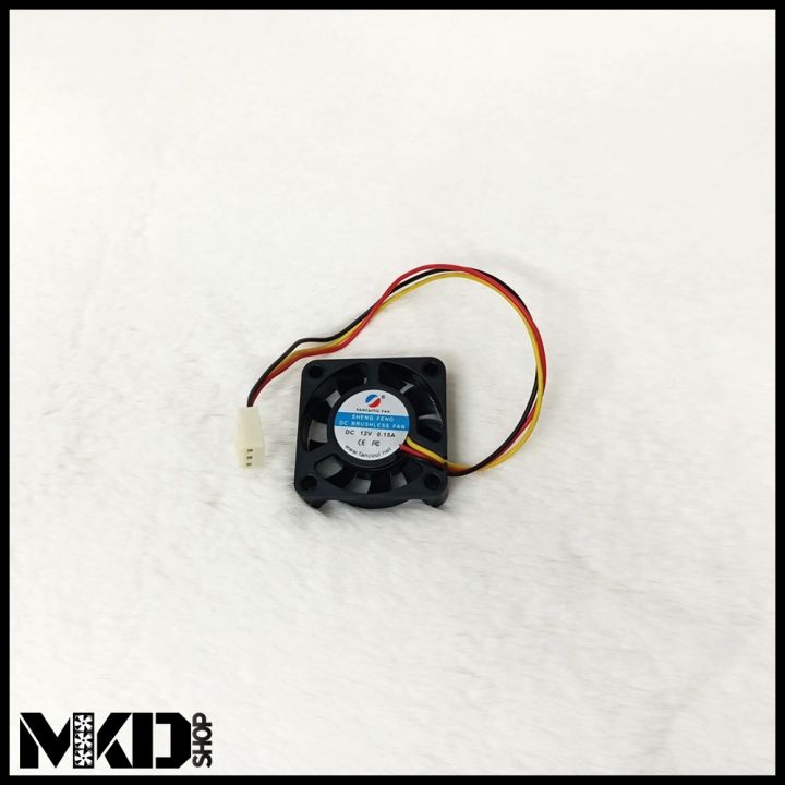 Cooling%20Fan%20~%201.5%20inch%2012%20Volt%20E-Star%20Cooling%20Fan%20-%203%20pin%20(Thick)%20-%20Image%206