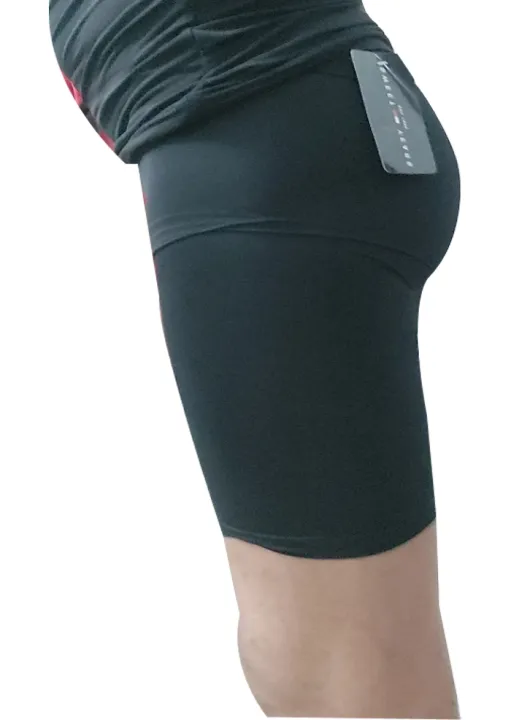 Skin%20Tight%20Half%20Pant%20For%20Men%20Women%20Black:%20Skin-Tight%20Half%20Pants%20Suitable%20For%20Both%20Men%20And%20Women,%20Perfect%20For%20Various%20Sports%20Activities%20Or%20Casual%20Wear.%20-%20Image%205