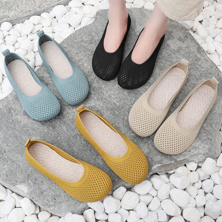 Summer%20Women's%20Shoes%20New2023Year%20Hot%20Breathable%20Sandals%20Soft%20Bottom%20Not%20Tired%20Feet%20Old%20Beijing%20Cloth%20Shoes%20Mom%20Shoes%20-%20Image%204