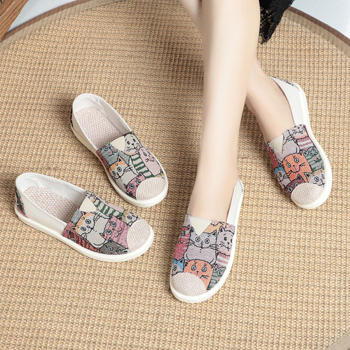 Spring%20New%20Beijing%20Traditional%20Cloth%20Shoes%20Women's%20Korean%20Style%20Slip-on%20Lazy%20Shoes%20Flat%20Canvas%20Shoes%20Women's%20All-Match%20Casual%20Shoes%20-%20Image%202