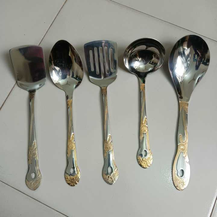 4%20pcs%20set%20or%20any%201%20pcs%20that%20you%20order%20,stainless%20steel%20big%20spoon%20set%20Rice%20spoon,logn%20rice%20spoon,sup%20spoon,%20spatula%20spoon%20golden%20design%20heavy%20quality%20-%20Image%202