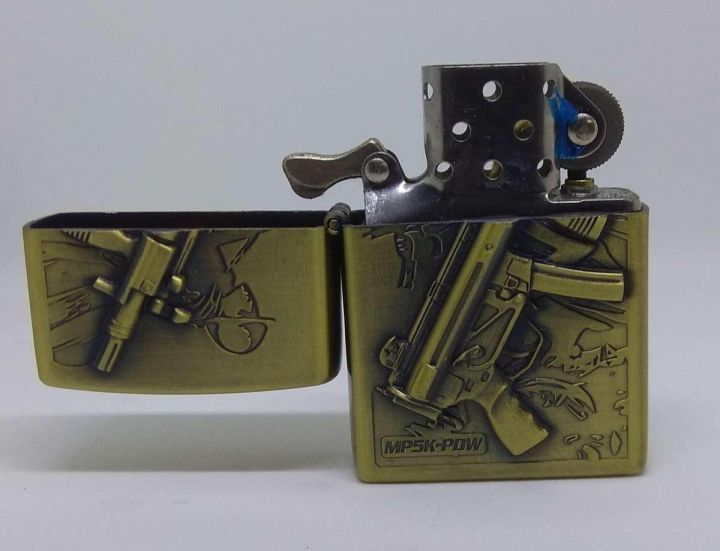 Zippo%20Multi%20Design%20Lighter%20-%20Image%202