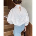Spring and Autumn New Korean Style Inspirational Design Stylish Niche Chic Backless Casual Loose Top White Shirt for Women.