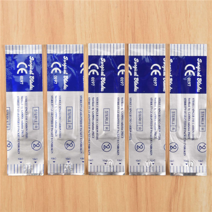 Suture%20Kit,Stainless%20Steel%20Training%20Instruments%20with%20Scalpel%20Blades%20for%20Veterinarian,Biology%20and%20Dissection%20Lab%20Students%20-%20Image%203