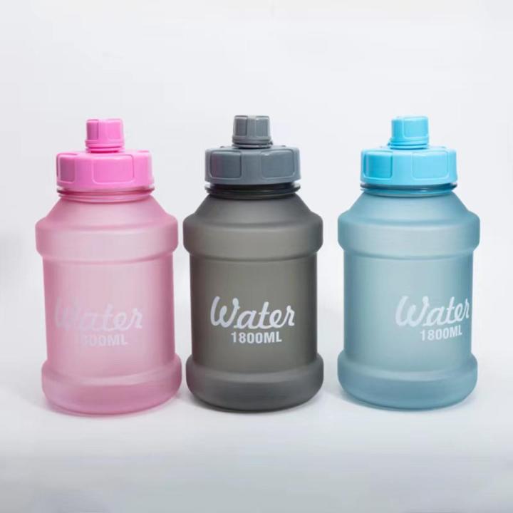 new 1800ml portable water cup straw bucket with novel shape ton bucket frosted space Cup large capacity color cup