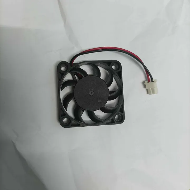 JD-4007S5L2%205V%20DC%20Fan%20Low%20Price%20High%20Quality%205V%20Fan%2040x40x07mm%205V%20COOLING%20Fan%201.5%20Inch%20Cooling%20Fan%205V%20DC%20Fan%20Sleeve%20Bearing%20Lower%20Noise%20Level%20Brushless%20DC%20Axial%20Fans%204007%2040mm%20Mini%20Fans%20-%20Image%203