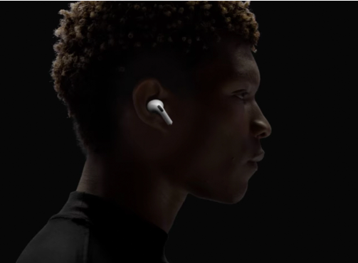 AirPods%20Pro%202ndGeneration%20%20specials%20edition%20Dubai%20%20wireless%20Earbuds%20-%20Image%208