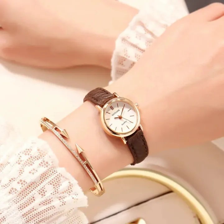 Vintage%20Exquisite%20Ladies%20Watches%20Retro%20Small%20Leather%20Belt%20Digital%20Watch%20Wrist%20Clock%20Ladies%20Mini%20Design%20Women%20Watches%20Wristwatch%20-%20Image%204