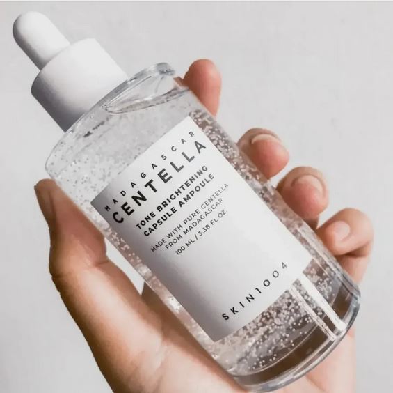 SKIN1004%20Madagascar%20Centella%20Tone%20Brightening%20Capsule%20Ampoule%20100ml%20-%20Image%203