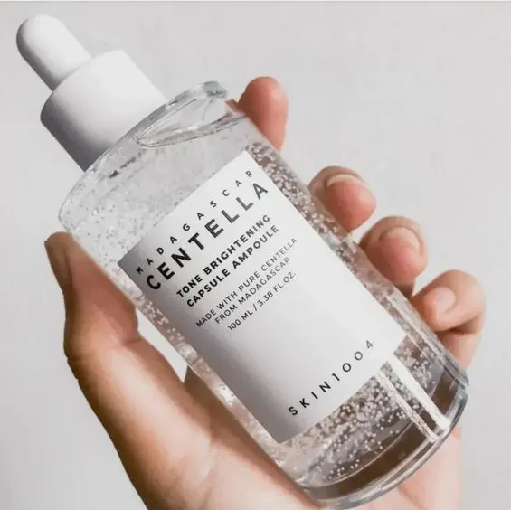 SKIN1004%20Madagascar%20Centella%20Tone%20Brightening%20Capsule%20Ampoule%20100ml%20-%20Image%203