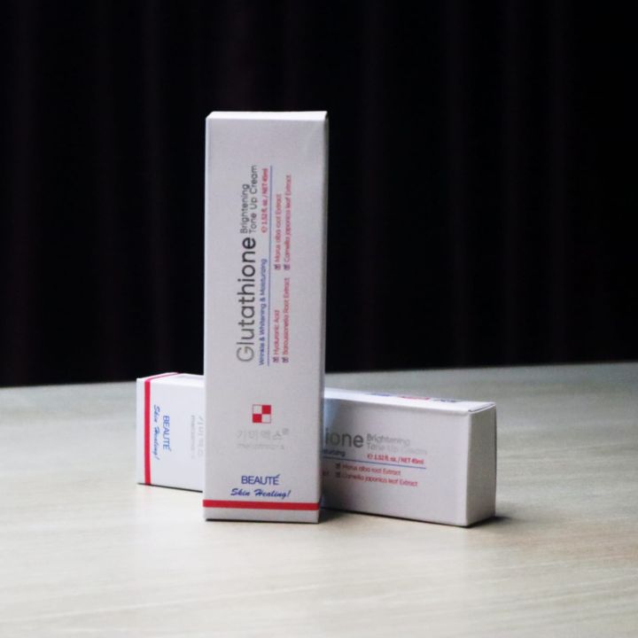 Glutathione%20Brightening%20Tone%20Up%20Cream%20-%20Image%205