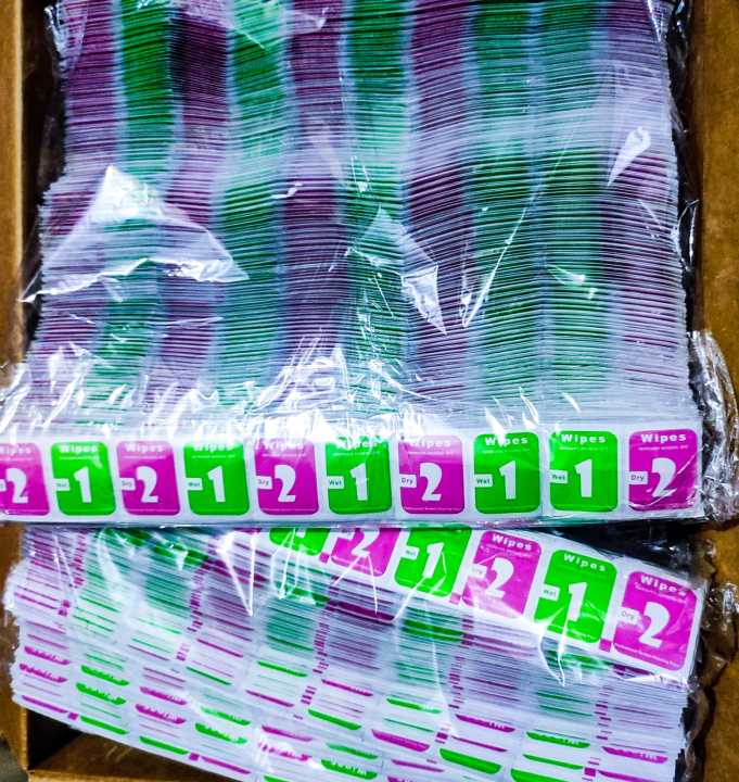 500%20Set%20(1000%20pcs)%20Mobile%20Laptop%20Screen/glass%20cleaner%20wet%20&%20dry%20Wipes.%20-%20Image%204