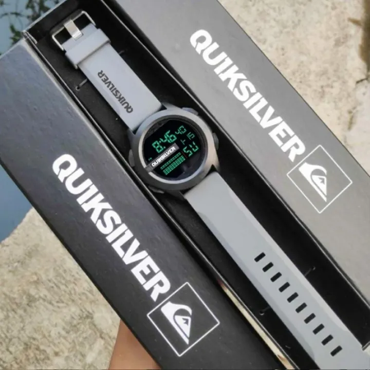 Quiksilver%20Men's%20Watches%20LED%20Digital%20Waterproof%20Sports%20Watch%20-%20Image%204