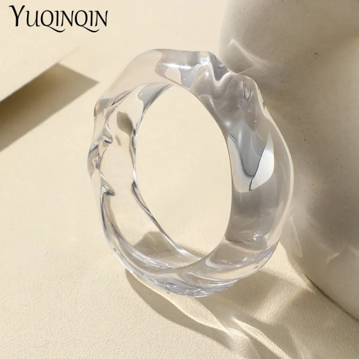 Trendy%20Fashion%20Transparent%20Resin%20Acrylic%20Bangles%20For%20Women%20Geometry%20Round%20Bangle%20Bracelets%20Charm%20Thick%20Simple%20Party%20Hand%20Jewelry%20-%20Image%205