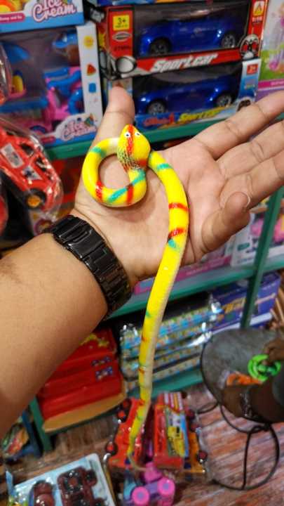 Realistic Rubber Snake Prank Party Photo Props Snakes Toy- 1 Piece - Toy