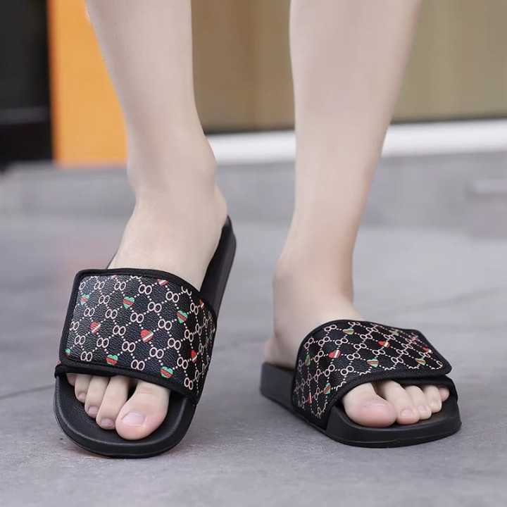 Black And White Color EIGHT New Version Lightweight Soft-Soled Slide Slipper Sandal For Men Stylish Men’s Slide Slipper S26