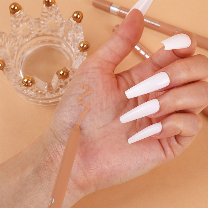 Imagic%20Skin%20Color%20Beige%20Kohl%20Kajal%20-%20Image%203