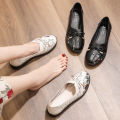 Leather Soft Bottom Mom Shoes Sandals Comfortable Soft Bottom Middle-Aged and Elderly Women's Shoes Closed Toe Elders Grandma Hole Pumps Summer. 
