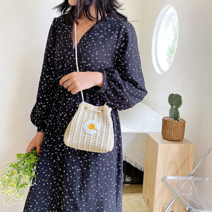Women%20Daisy%20Mini%20Chain%20Messenger%20Bag%20Girl%20Versatile%20Woven%20Bucket%20Bag%20Shoulder%20Bag%20-%20Image%206
