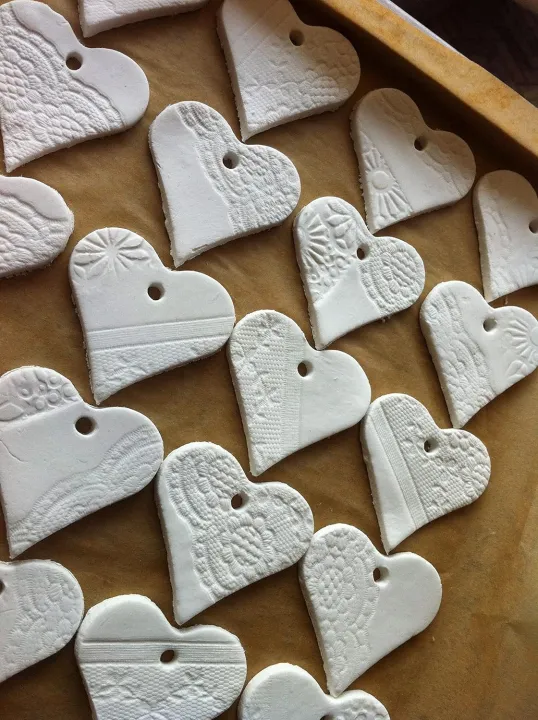 Dozen%20Air%20Dry%20Hardening%20Modelling%20Clay%20500g%20-%20Image%202