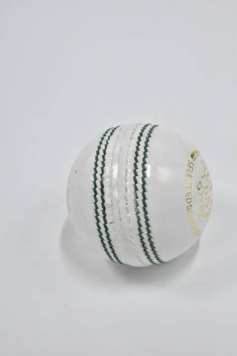 KOOKABURRA%20CRICKET%20BALL%20Hand%20Stitched%20Test%20Ball%20practice%20Indoor/Outdoor%20-%20Image%206