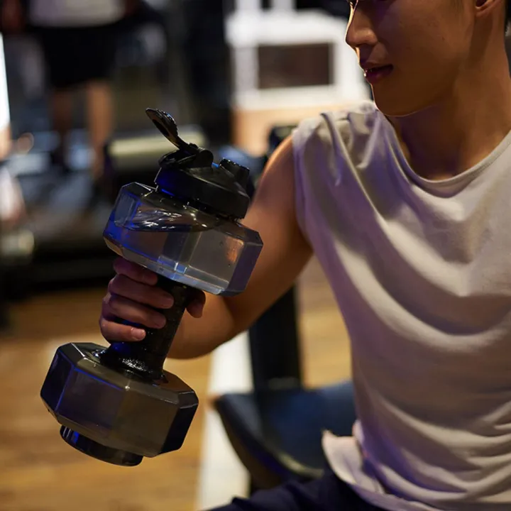 2.6%20L%20Water%20Bottle%20Sports%20PET%20Dumbbell%20Shaped%20Kettle%20Outdoor%20Fitness%20Cycling%20Camping%20Cold%20Water%20Bottle%20Cup%20Fitness%20Dumbbell%20-%20Image%207